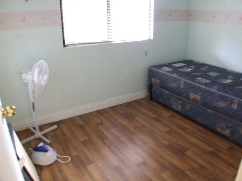 9/2 Eighth Road, York WA 6302