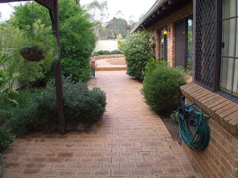 2 Craig Street, York WA 6302