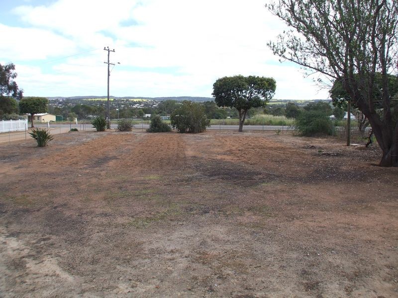 2 Craig Street, York WA 6302