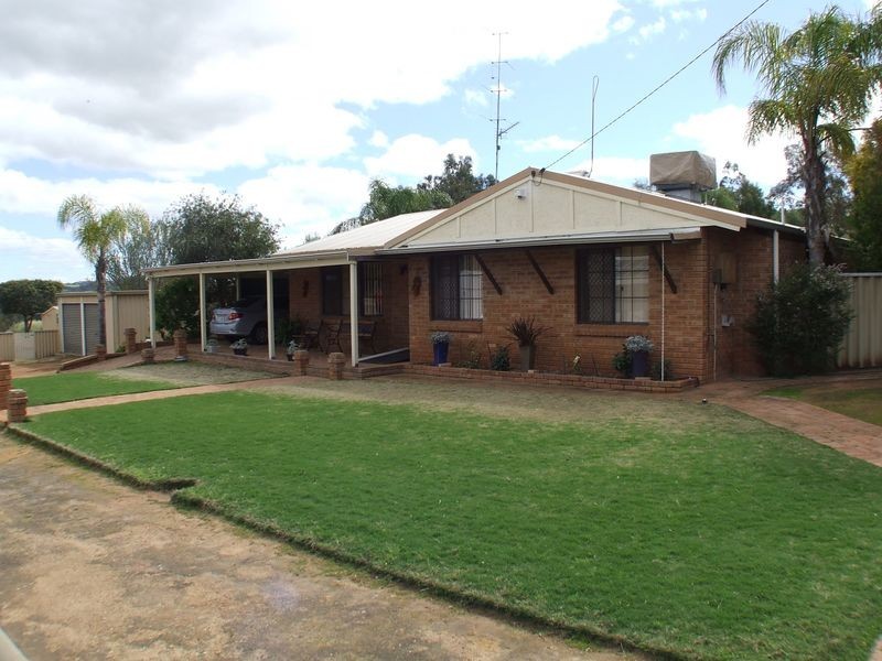 2 Craig Street, York WA 6302