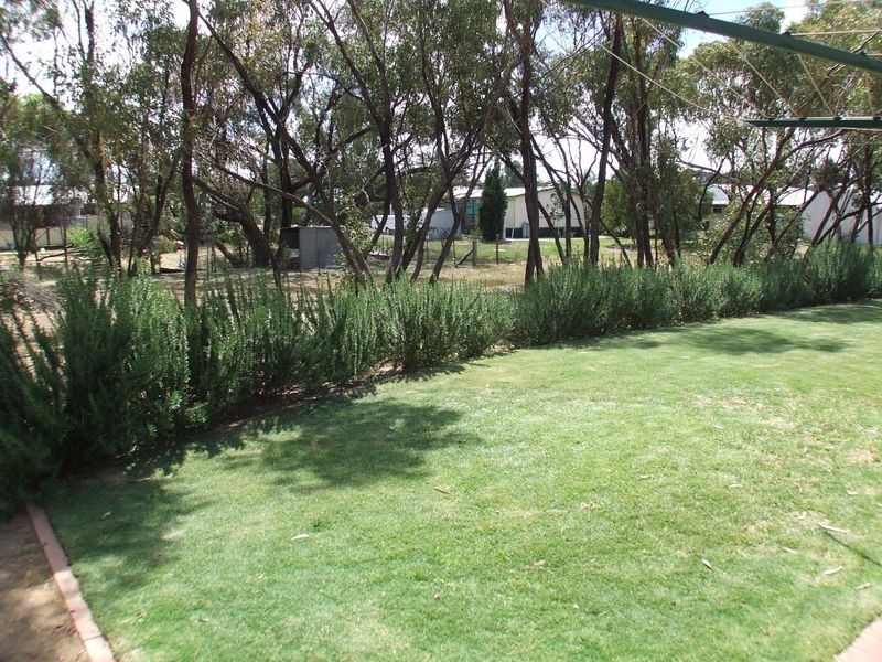 44 South Street, York WA 6302