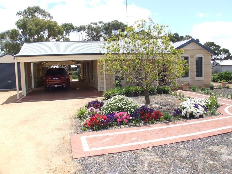 44 South Street, York WA 6302