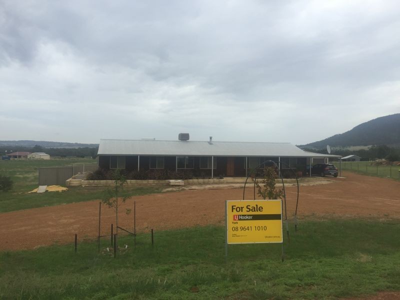 27 Andrews Avenue, York WA 6302