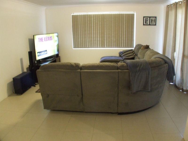 27 Andrews Avenue, York WA 6302