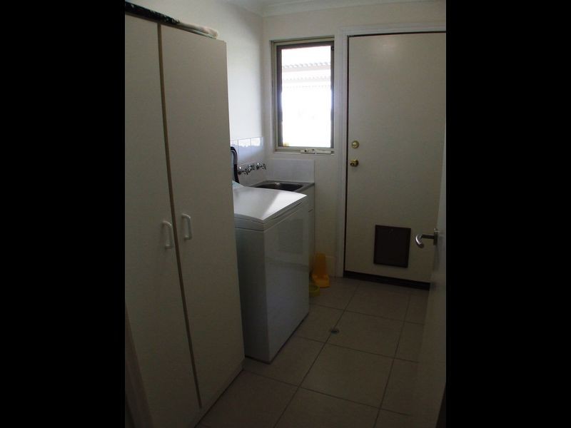 27 Andrews Avenue, York WA 6302