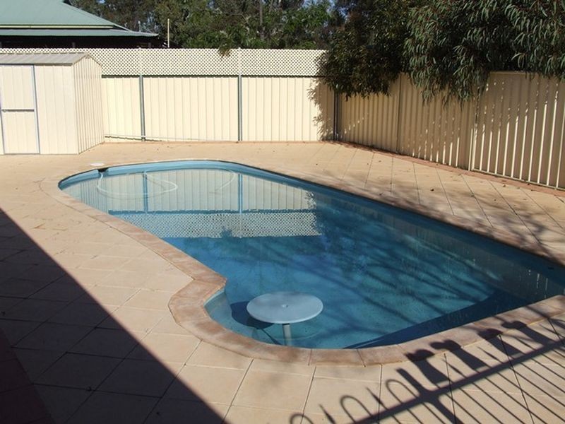 103 Newcastle Street, York WA 6302