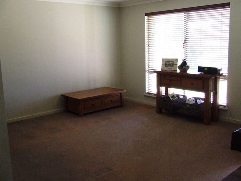 103 Newcastle Street, York WA 6302