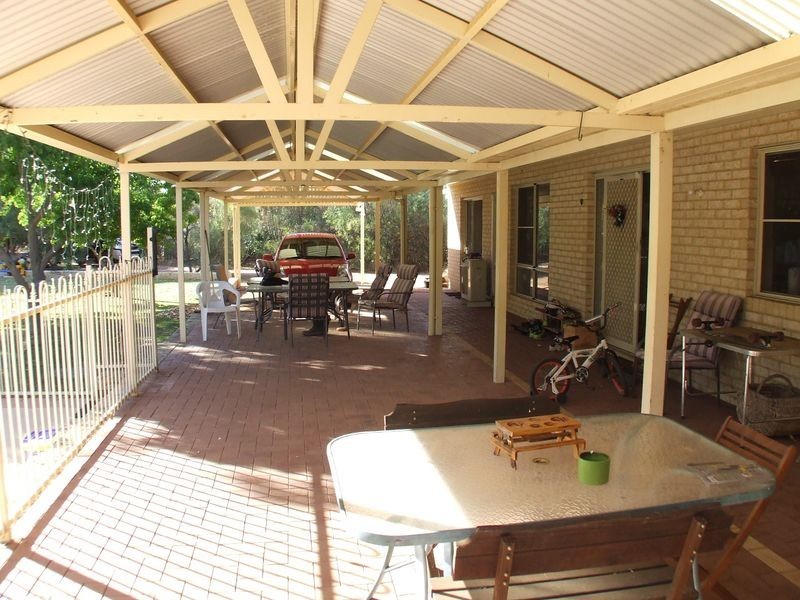 103 Newcastle Street, York WA 6302