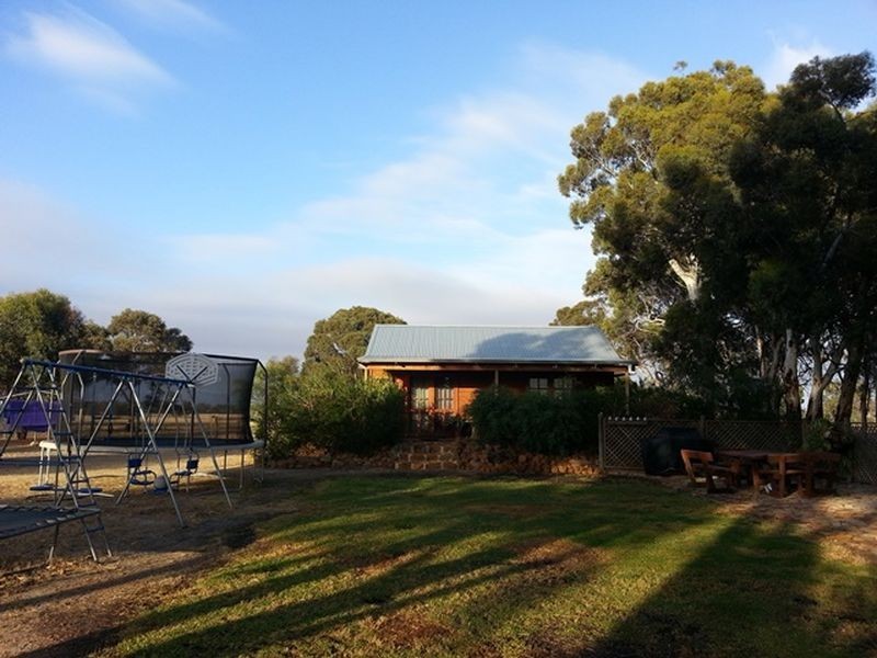 563 Kokendin Road, Beverley WA 6304