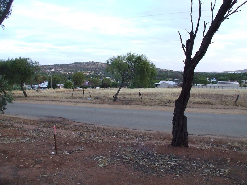 2 Henry Road, York WA 6302