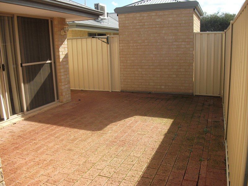 7/9 Joaquina Street, York WA 6302