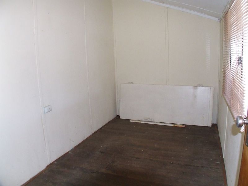 15 Thomson Street, York WA 6302