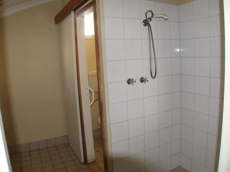 15 Thomson Street, York WA 6302