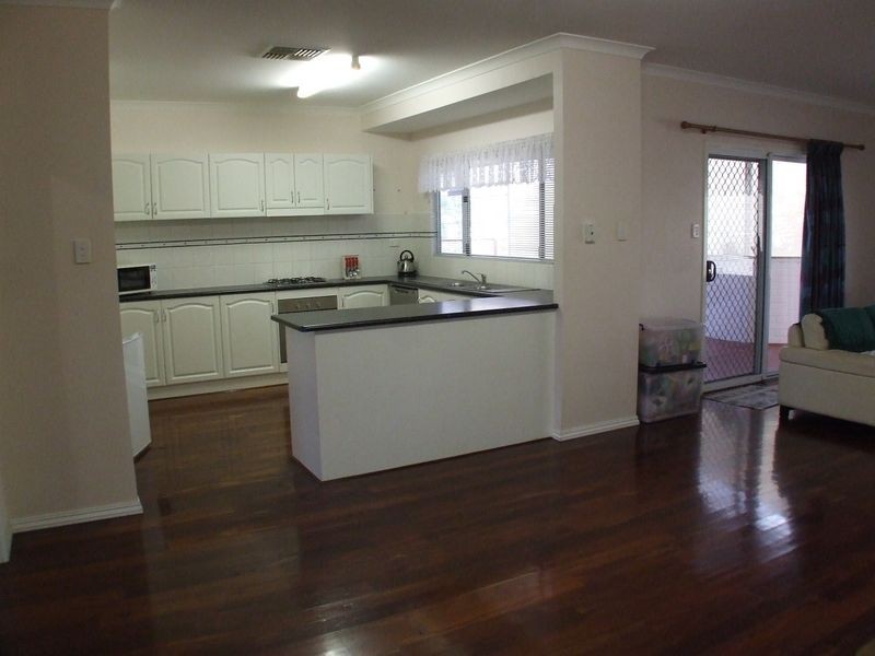 21 Tenth Road, York WA 6302