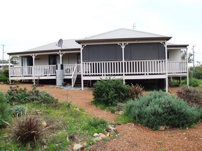 75 Cowan Road, York WA 6302