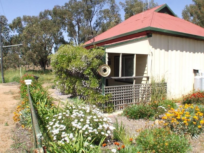 1 & 3 William Street, York WA 6302