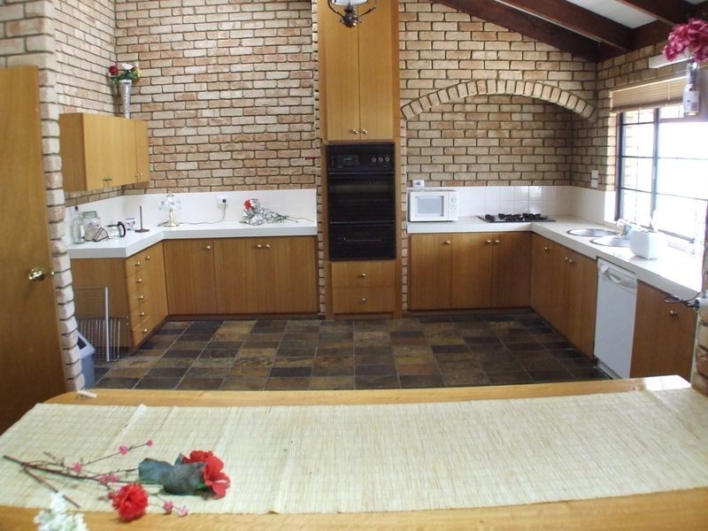 113 Kieara Road, Beverley WA 6304