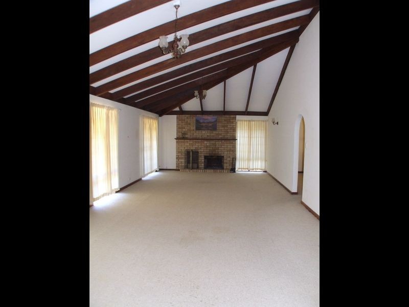 113 Kieara Road, Beverley WA 6304