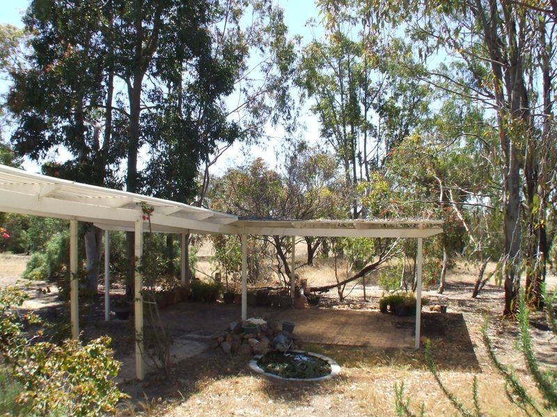 113 Kieara Road, Beverley WA 6304