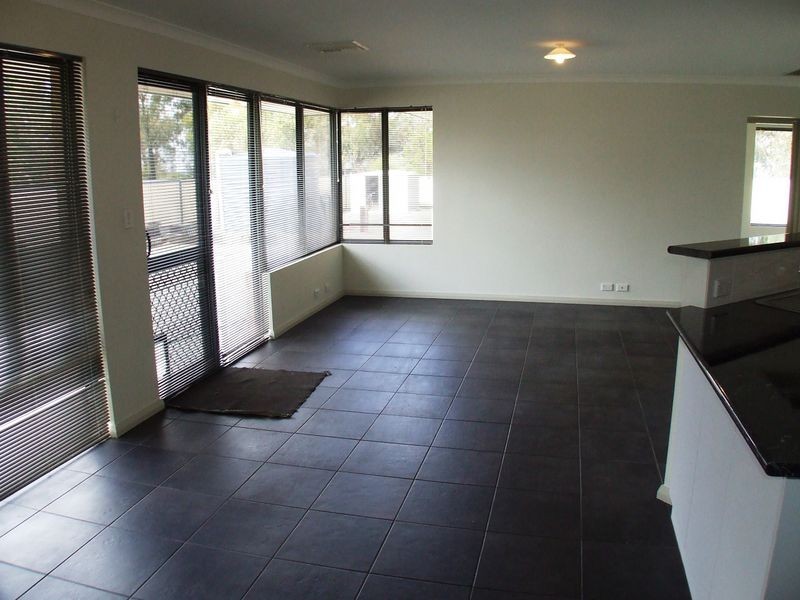 98 Georgiana Street, York WA 6302