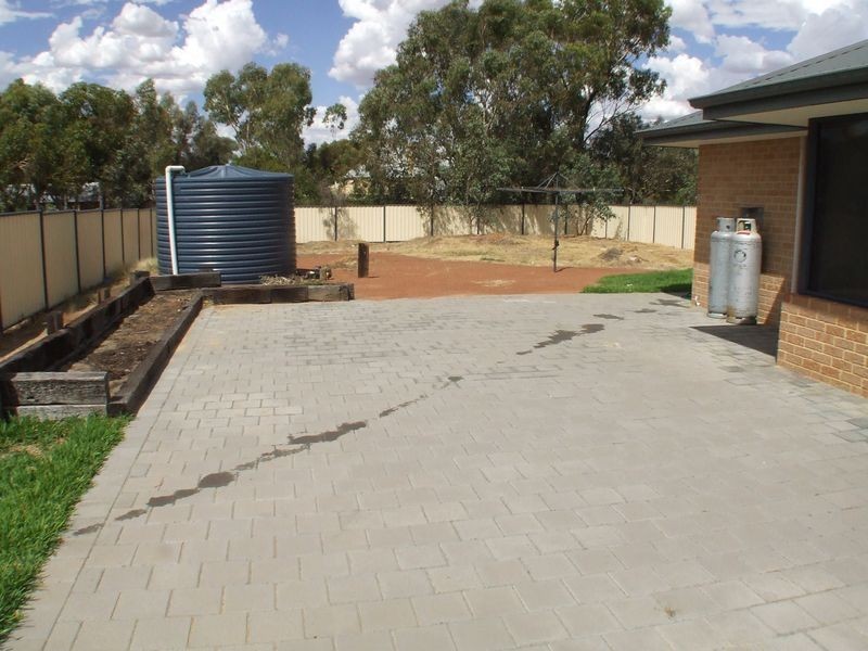 98 Georgiana Street, York WA 6302