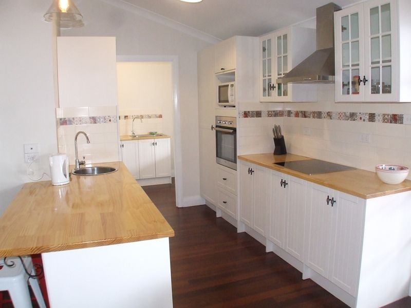 82 Newcastle Street, York WA 6302