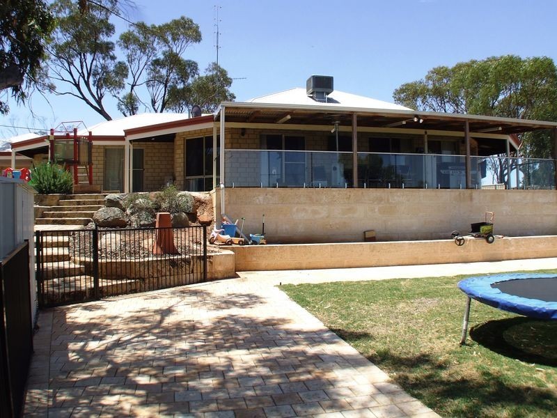 67 Ford Street, York WA 6302