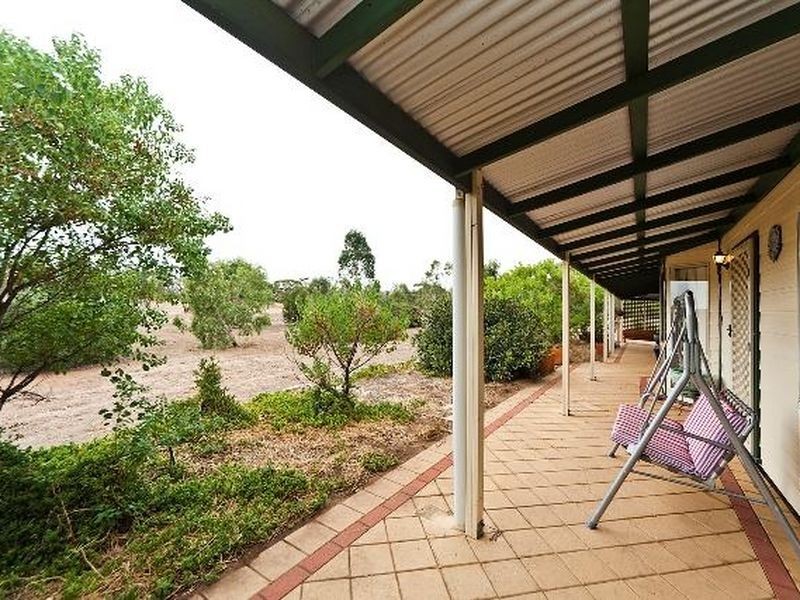 11 Prunster Road, York WA 6302