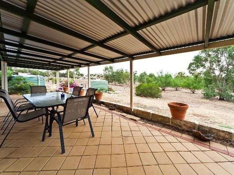 11 Prunster Road, York WA 6302