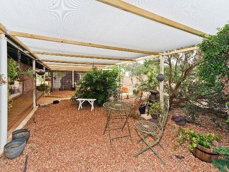 11 Prunster Road, York WA 6302