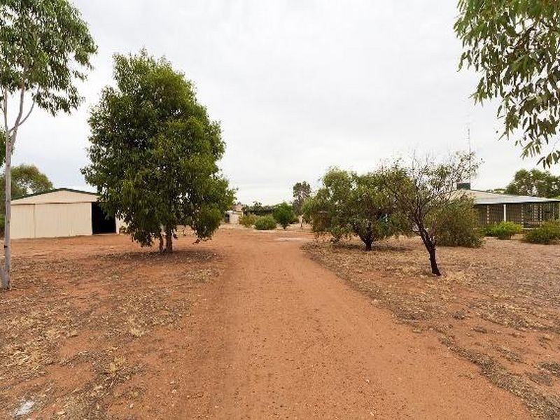 11 Prunster Road, York WA 6302