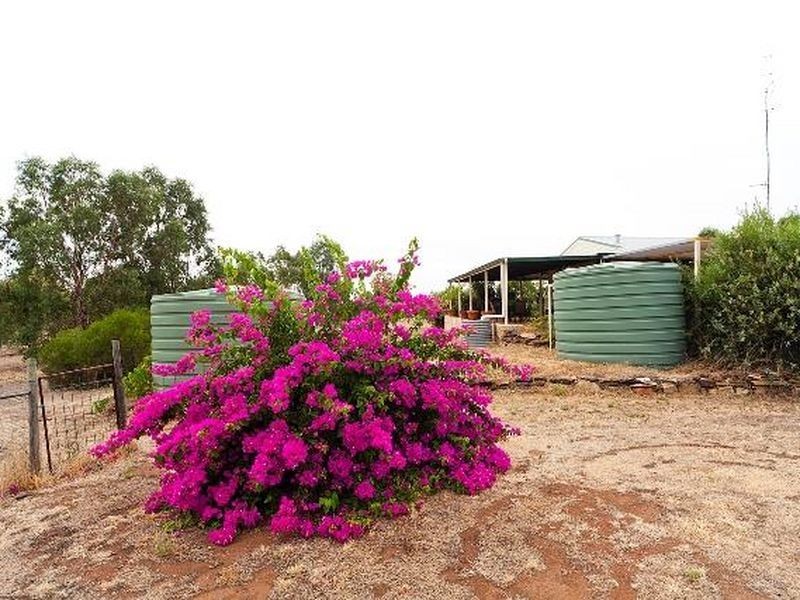 11 Prunster Road, York WA 6302