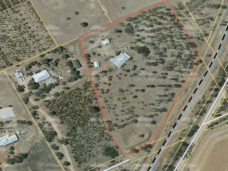 11 Prunster Road, York WA 6302