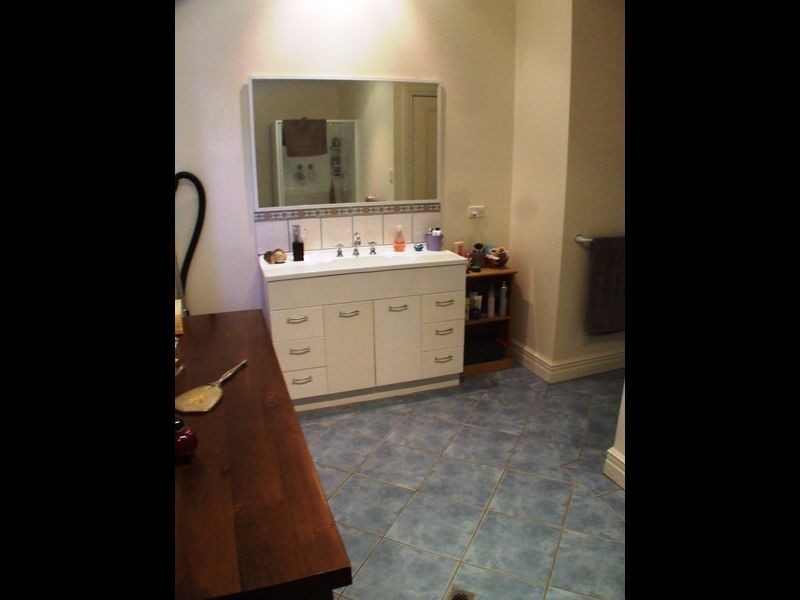 14 Radnor Road, York WA 6302