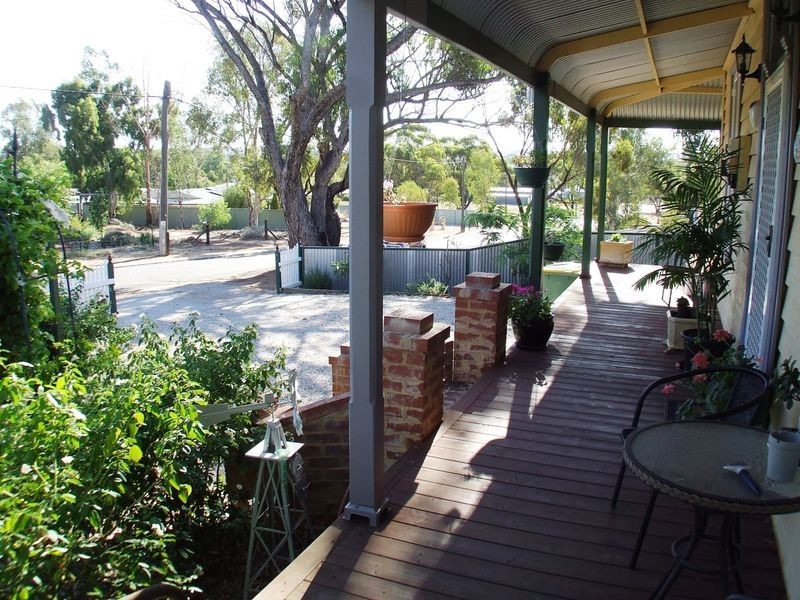 14 Radnor Road, York WA 6302