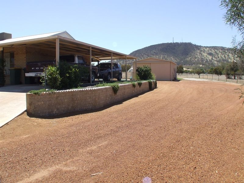 178 Bland Road, York WA 6302