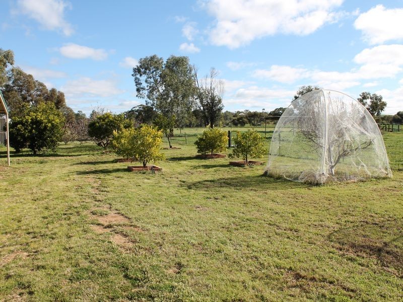 178 Bland Road, York WA 6302