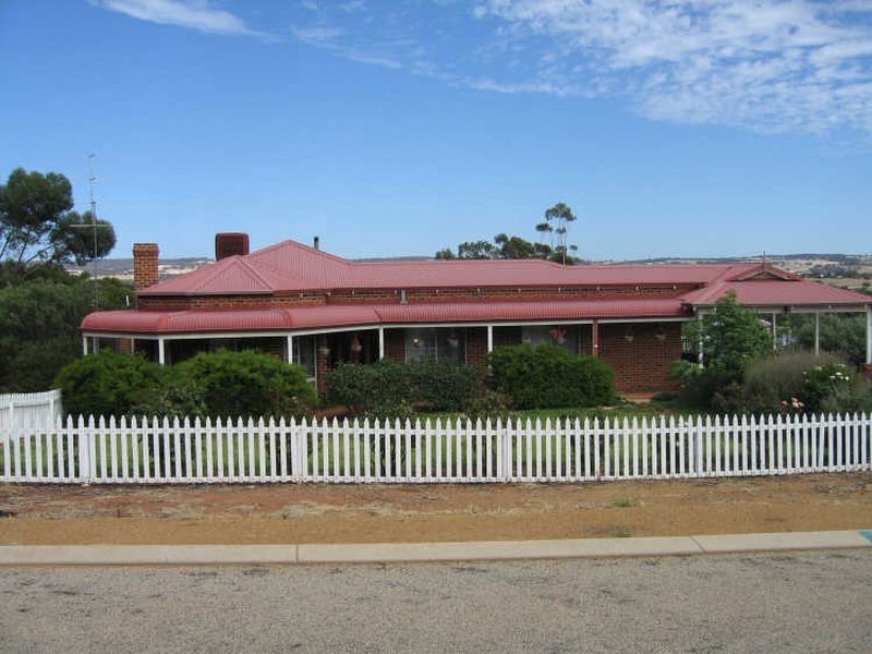 124 Herbert Road, York WA 6302