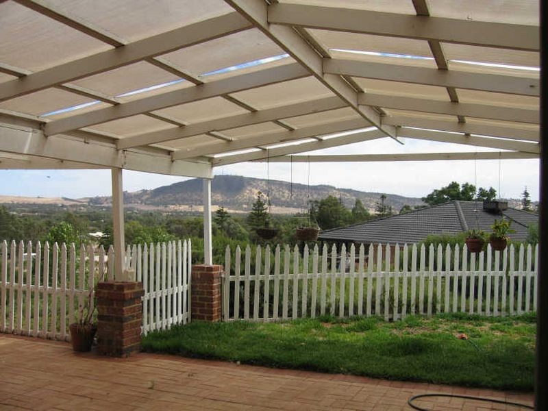 124 Herbert Road, York WA 6302