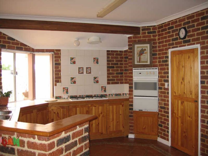 124 Herbert Road, York WA 6302