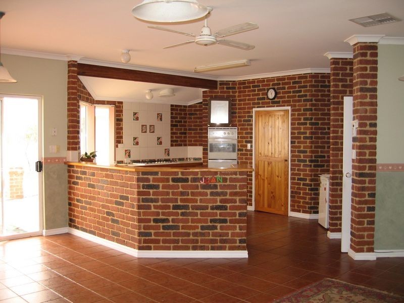 124 Herbert Road, York WA 6302