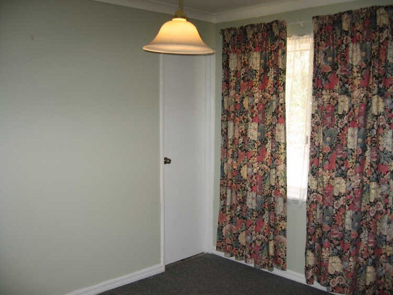 124 Herbert Road, York WA 6302