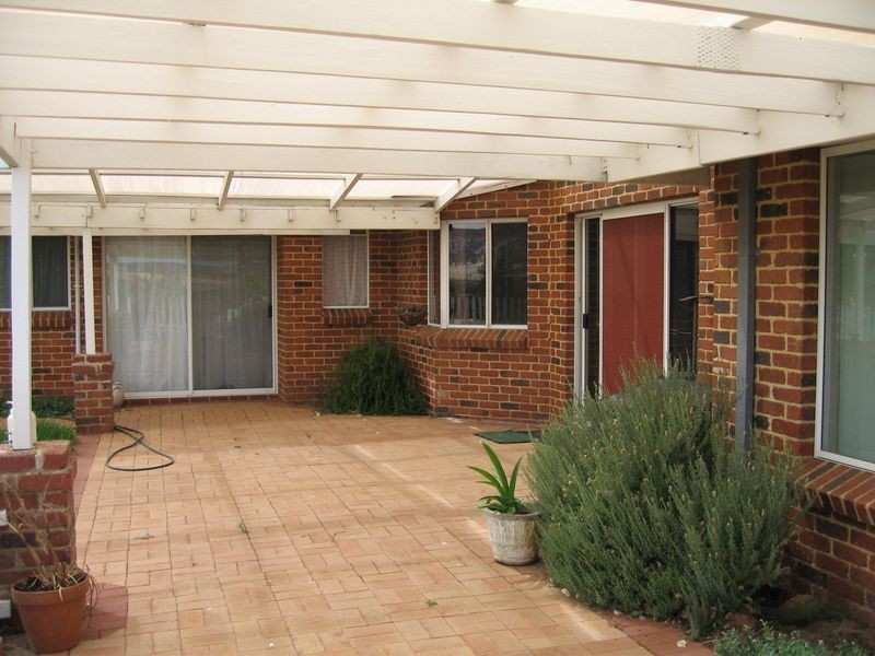 124 Herbert Road, York WA 6302