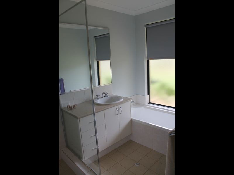 57 Eleventh Road, York WA 6302