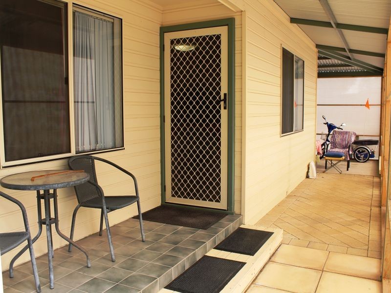 2/2 Eighth Road, York WA 6302