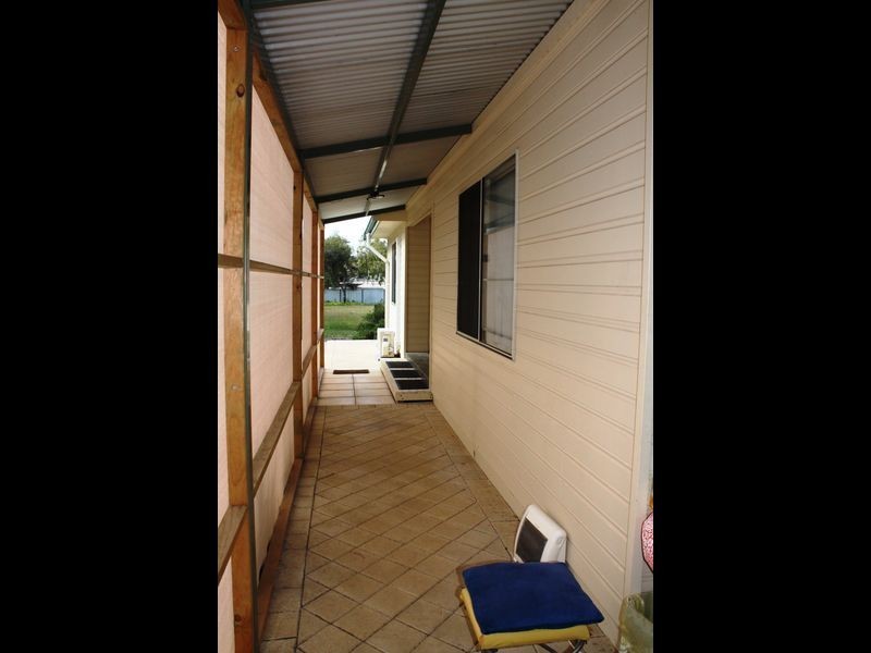 2/2 Eighth Road, York WA 6302