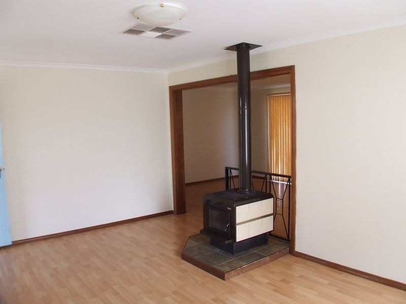 38 Cardwell Road, York WA 6302