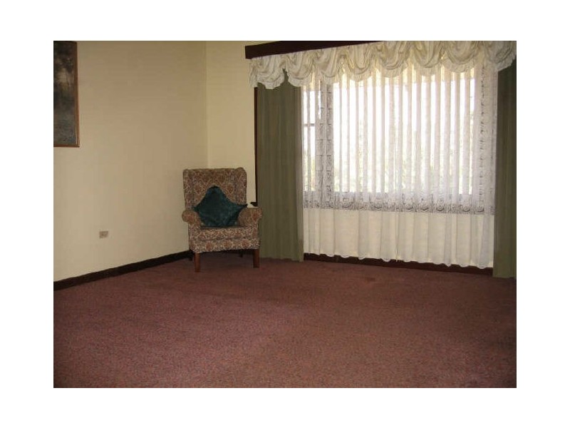 70 Macartney Street, York WA 6302