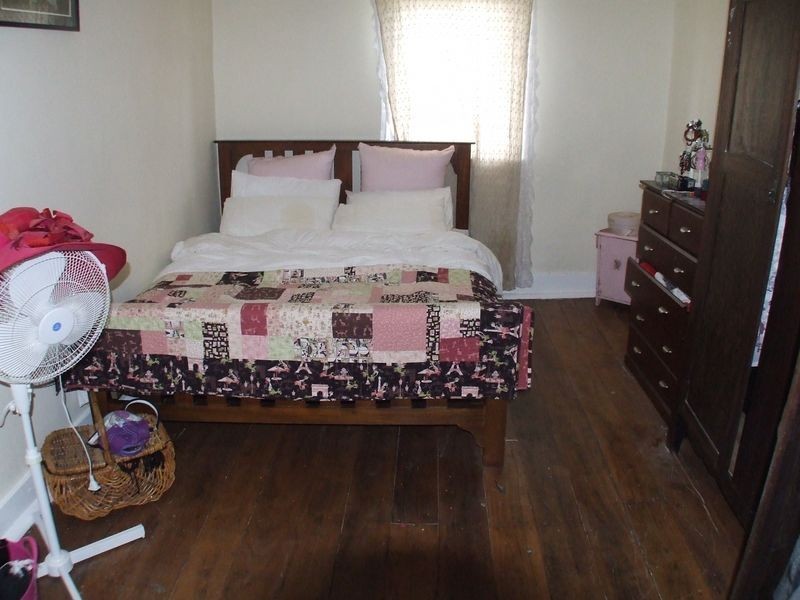 11 Tenth Road, York WA 6302