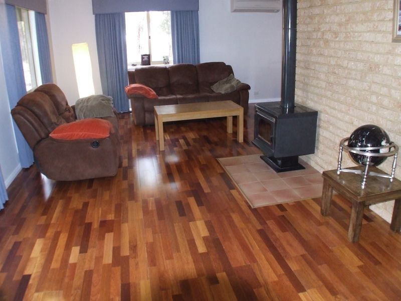 42 Osnaburg Road, York WA 6302